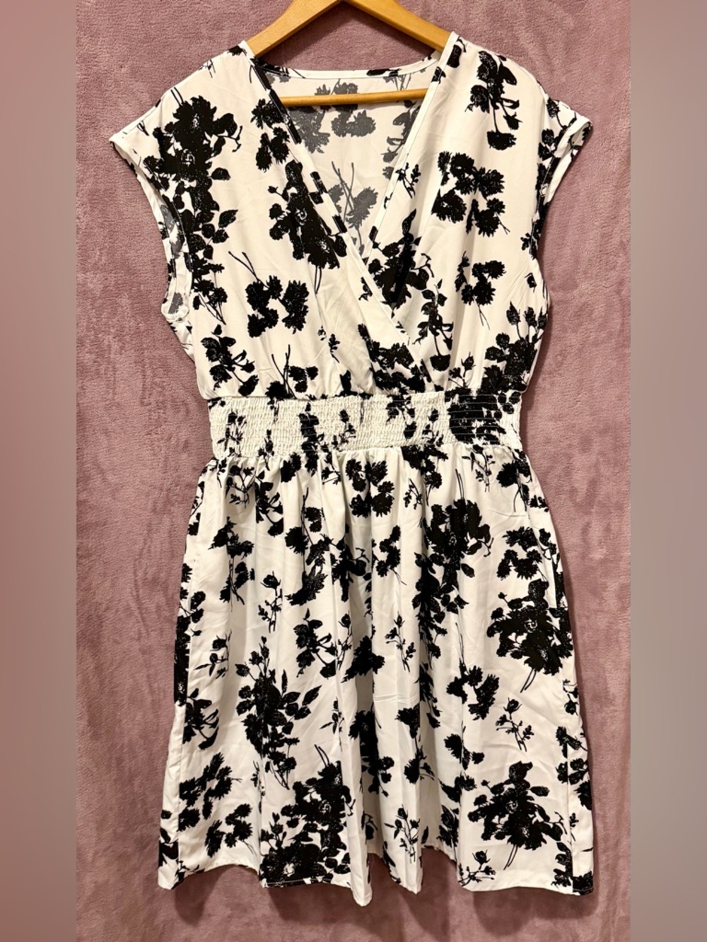 SHEIN Black & White Floral Smocked Midi Dress XL